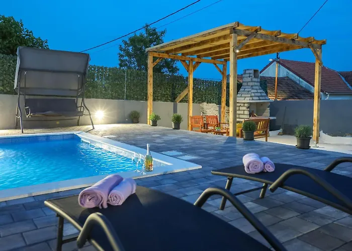 Villa Mia Donje Rastane