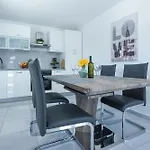 Mia Villa Donje Rastane