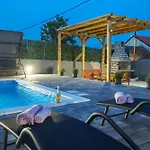 Villa Mia Donje Rastane